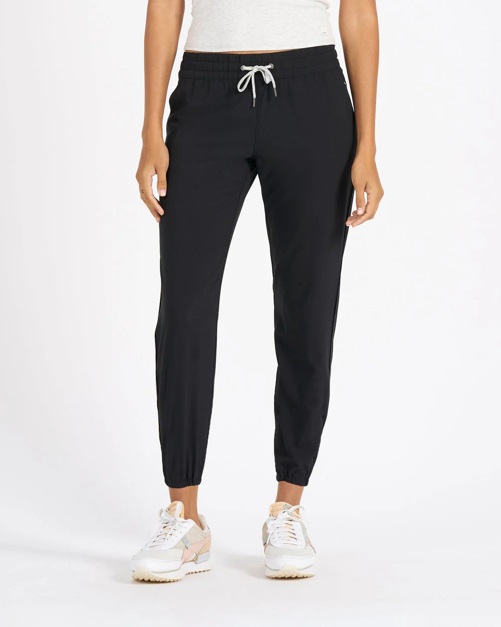 Vuori Weekend Jogger - Black